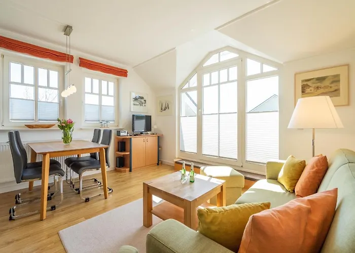 Komfortplus Appartement mit 1 Schlafzimmer und Balkon im Dachgeschoss 114
