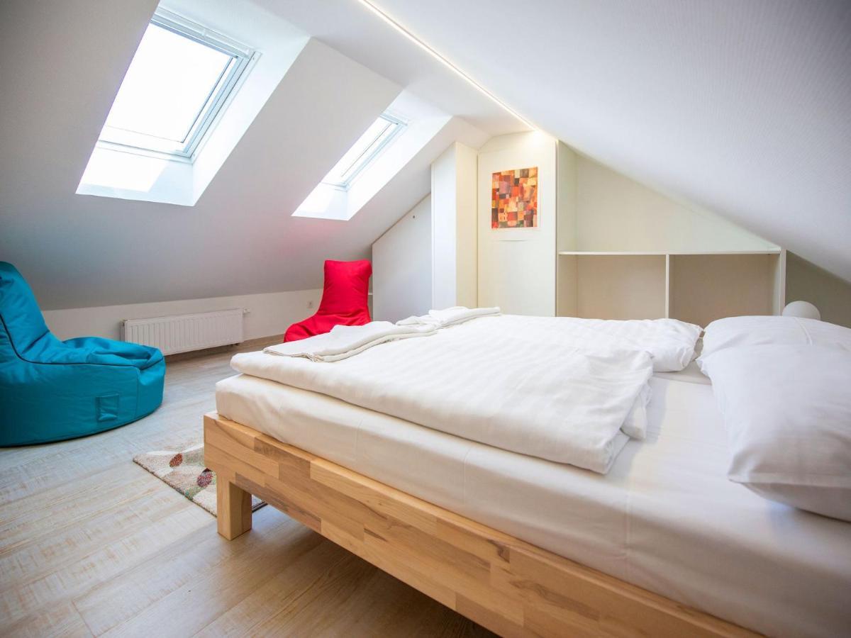 Apartment Duenenpark - Komfortplus Mit 1 Schlafzimmer Und Balkon Im Dachgeschoss 114